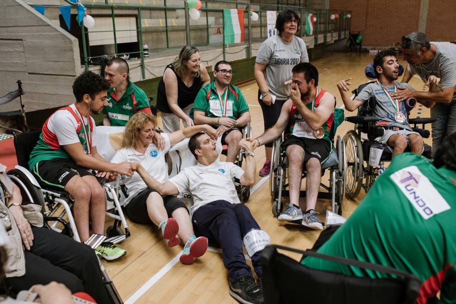 Gli atleti della boccia paralimpica: un momento di relax ai Tricolori di Lecce